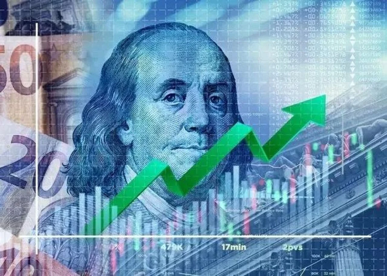 Trump bildiğini okurken ABD için büyük tehlike kapıda