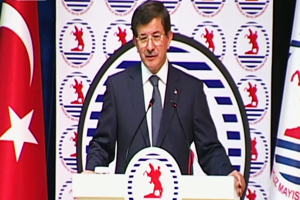 Başbakan Davutoğlu, 19 Mayıs Üniversitesi'nde konuştu- İZLE