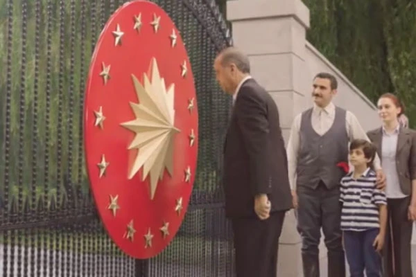 Erdoğan'dan Cumhurbaşkanı forslu reklam filmi - İZLE