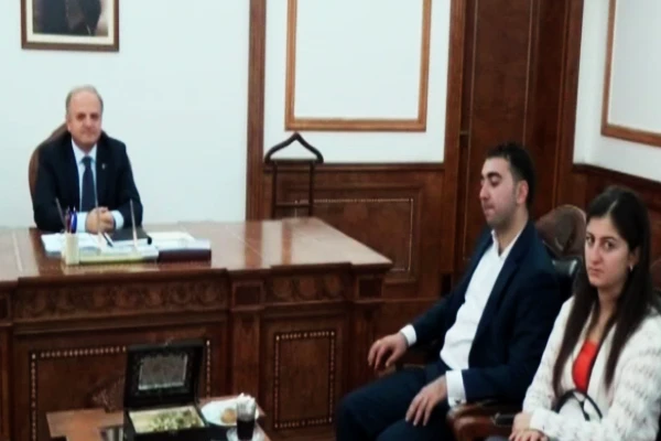 Rehineden valiye ziyaret- İZLE