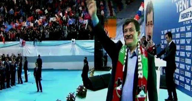 Davutoğlu çiftçiye yeni müjdeler verdi