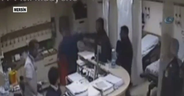Sağlık personeline bıçaklı saldırı