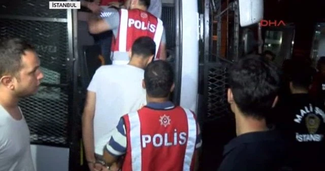 12 hakim ve savcıya tutuklama, 4’üne yurtdışı yasağı