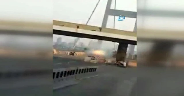 Alçaklardan insanların üzerine tank atışı