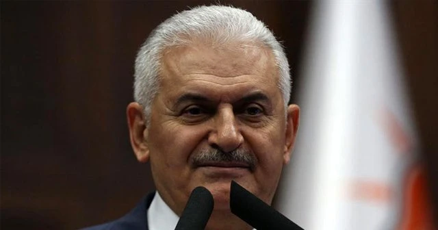 Başbakan Yıldırım telsizden anons geçti