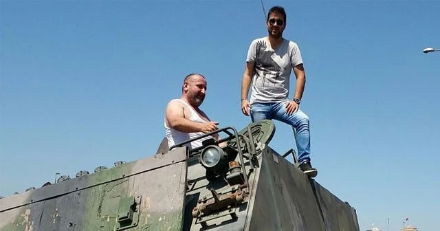 Beş dakikada tank kullandığı anları anlattı