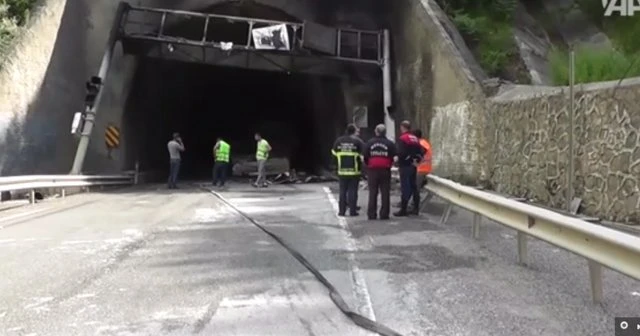 Bolu'da bariyere çarpan tır yandı, 5 ölü, 2 yaralı
