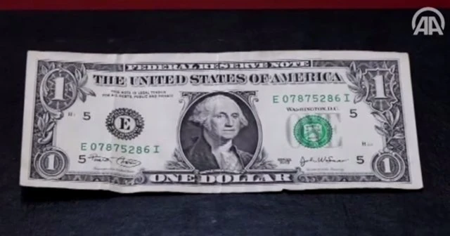 El konulan okulun kasasından 1 dolar çıktı