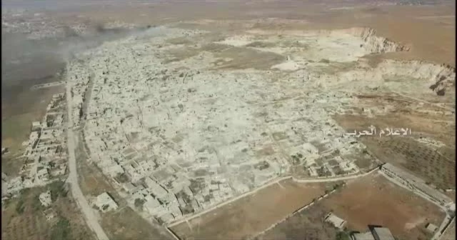 Halep'te bombardıman sürüyor