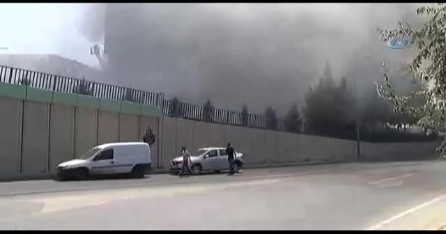 İstanbul Merter'de korkutan yangın