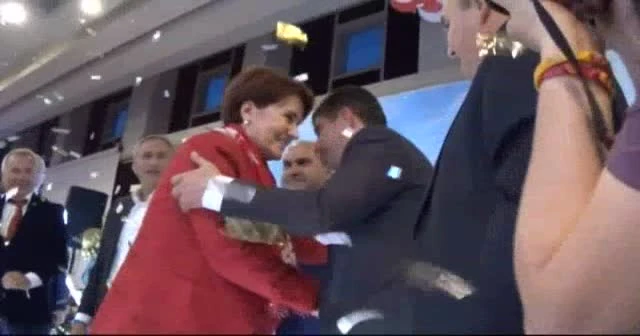 Meral Akşener'e şok