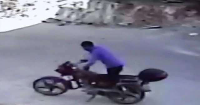Motosiklet hırsızlığı kamerada
