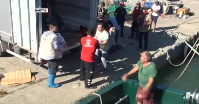 Selde mahsur kalan 2 kişi böyle kurtarıldı