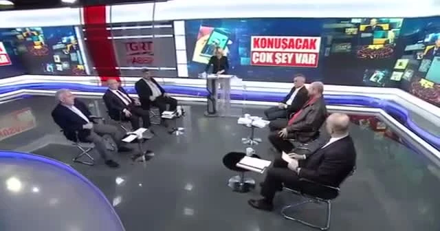 28 Şubat zulmünü boğazı düğümlenerek anlattı