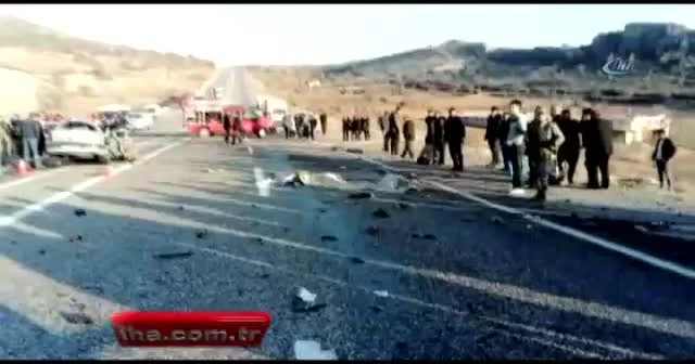 Adıyaman’da tır ile otomobil çarpıştı: 4 ölü, 2 yaralı