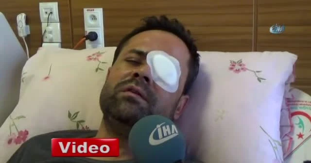 Servisi beğenmediği için garsonu kör etti