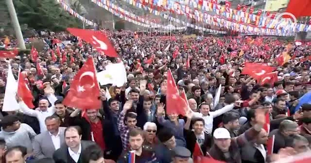 'Anayasa değişikliği Erdoğan için değil, her doğan içindir'