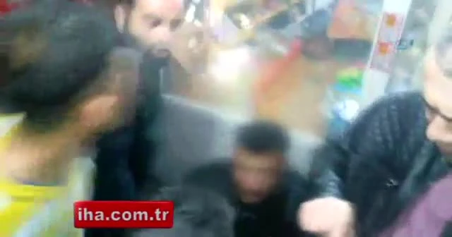 Adana'da eve giren hırsıza mahalleli dayağı