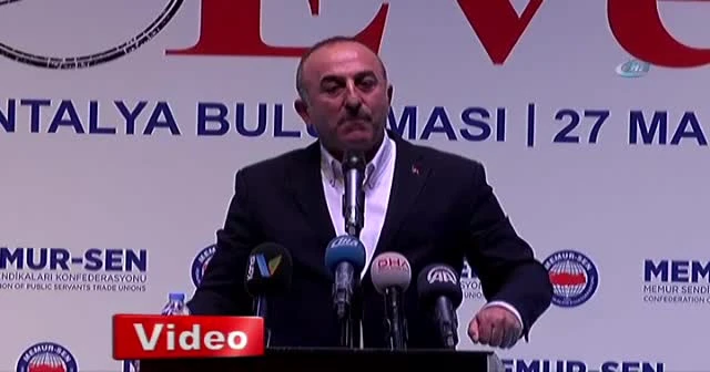 Bakan Çavuşoğlu: Avrupa'da terör çizgisine gelen siyasi partiler var
