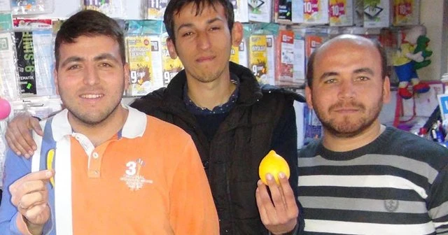 Biber görünümlü limon şaşırtıyor