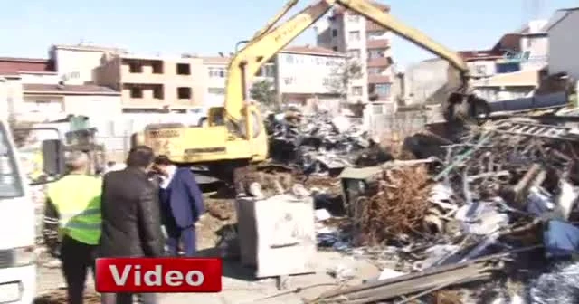 Çöp konteynerlerini çalan hırsızlar suçüstü yakalandı