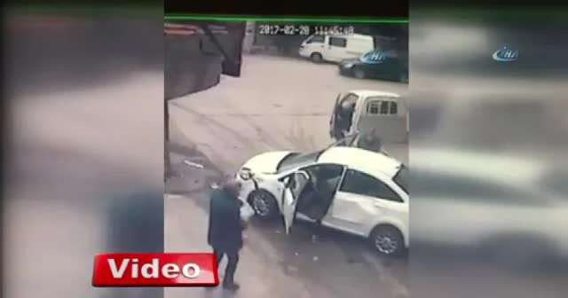 Freni patlayan kamyonet dehşet saçtı