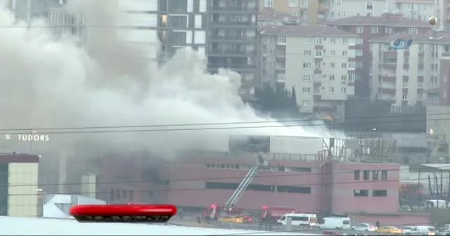 İstanbul'da korkutan yangın
