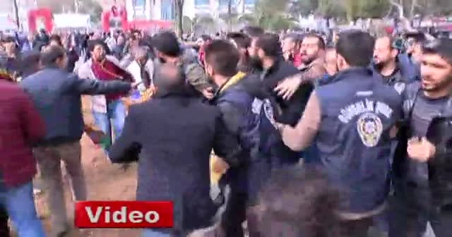 İstanbul Kartal'da nevruz gerginliği