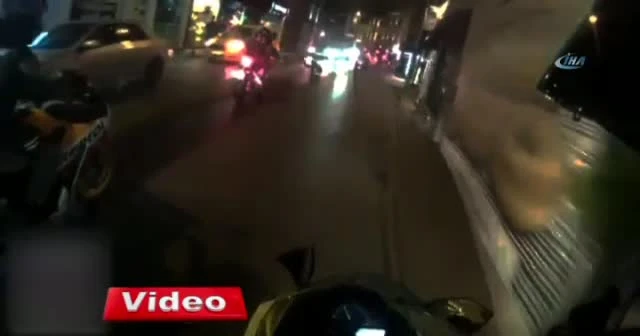Motosiklet konvoyunda kaza kamerada