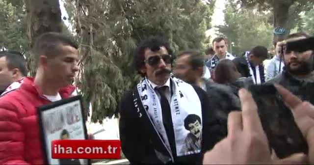 Müslüm Gürses ölümünün 4’üncü yılında kabri başında anıldı