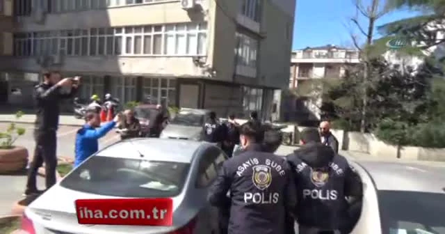 Yan bakma tartışması kanlı bitti: 2 ölü
