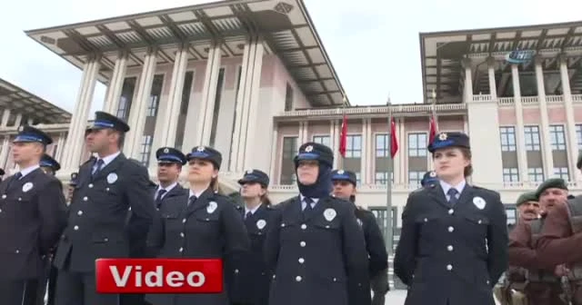 Cumhurbaşkanı Erdoğan polislerle bir araya geldi