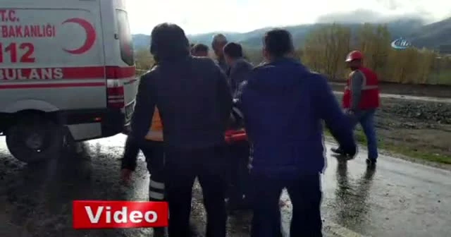 Tokat'ta öğretmenleri taşıyan minibüs şarampole devrildi: 7 yaralı