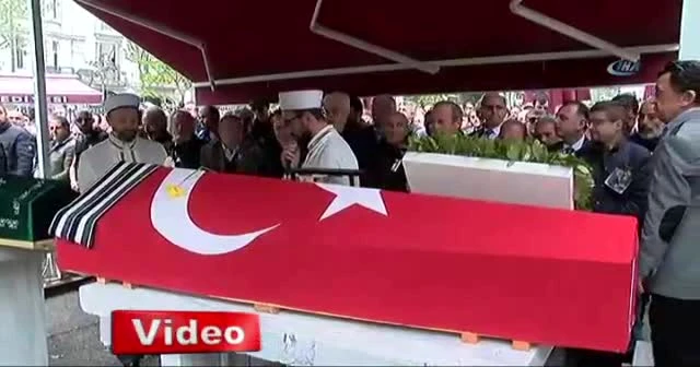 Usta oyuncu Bülent Kayabaş son yolculuğuna uğurlandı