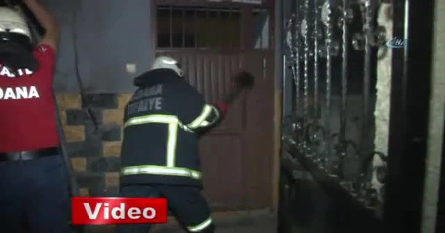 Adana’da müstakil ev benzin dökülerek ateşe verildi