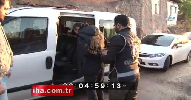 Başkentte zehir tacirlerine şafak baskını