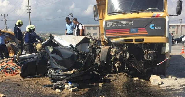 Başsavcı Alper'in hayatını kaybettiği kaza anı kamerada