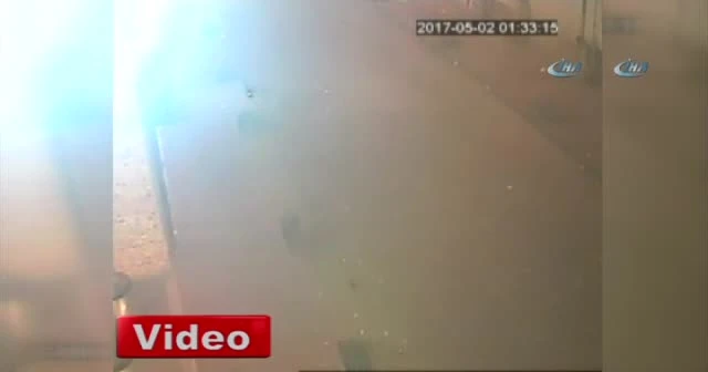 Beyoğlu'da yaşanan silahlı kavga kamerada