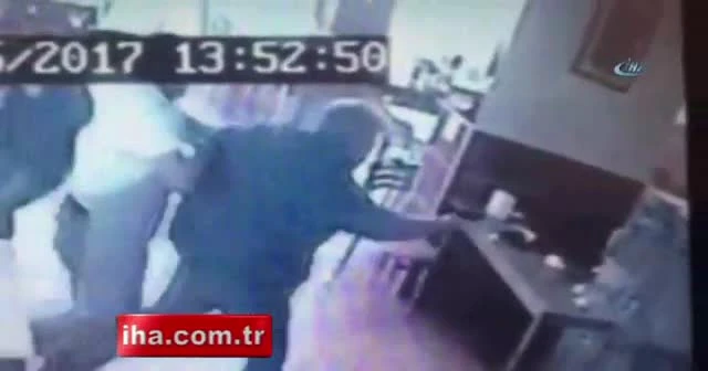 Boşanmak üzere olduğu eşine böyle kurşun yağdırdı