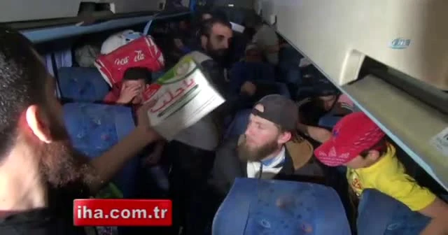 Humus’tan bin 850 sivil daha tahliye edildi