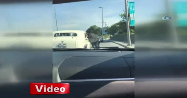 İstanbul’da 'cam silici' terörü kamerada