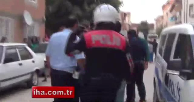 Kiracılar ev sahibi yaşlı kadını hastanelik etti, mahalle karıştı