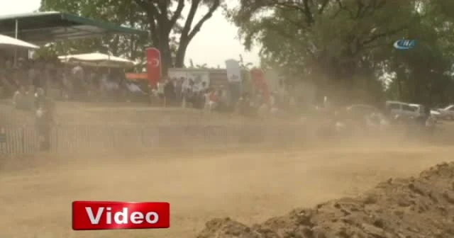 Rahvan atları kıyasıya yarıştı!