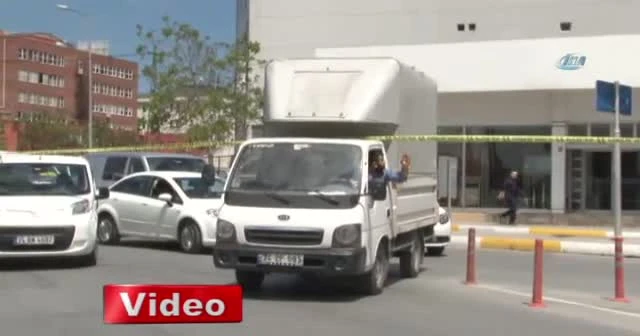 Yeraltı kabloları patladı, vatandaş paniğe kapıldı