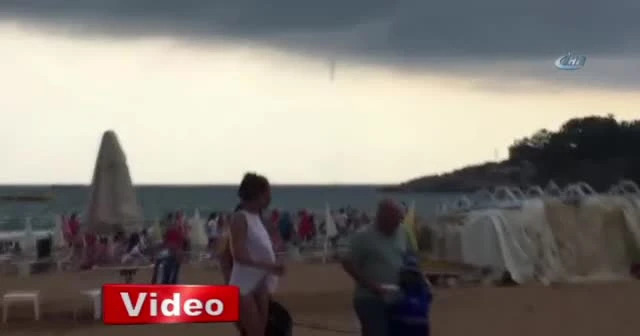 Alanya’da hortum böyle görüntülendi