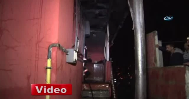 Beykoz’da gecekondu alev alev yandı