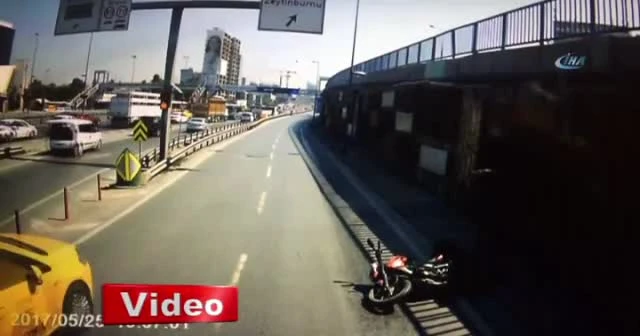 D-100’de yola savrulan motosikletli kamerada