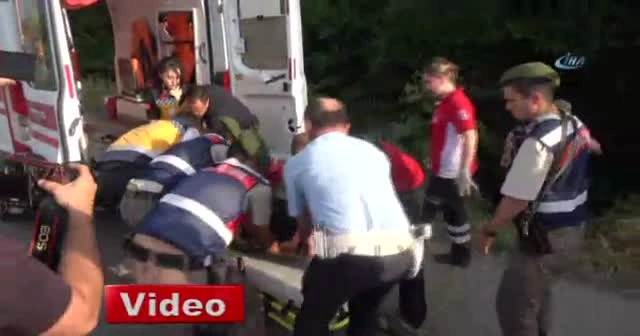 Düzce'de otomobil ormanlık alana uçtu: 2 ölü, 2 yaralı