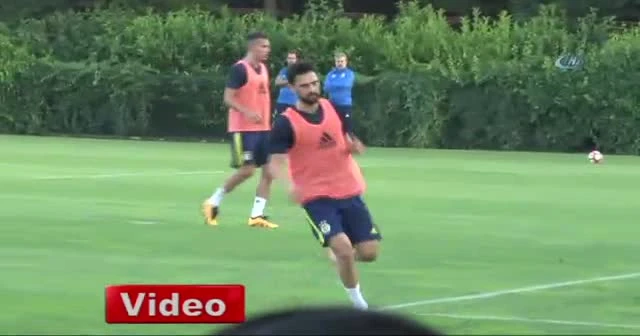 Fenerbahçe, yeni sezon hazırlıklarını sürdürdü