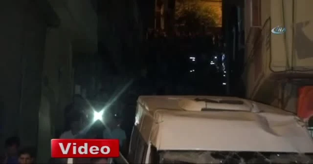 Freni patlayan minibüs insanların arasına daldı